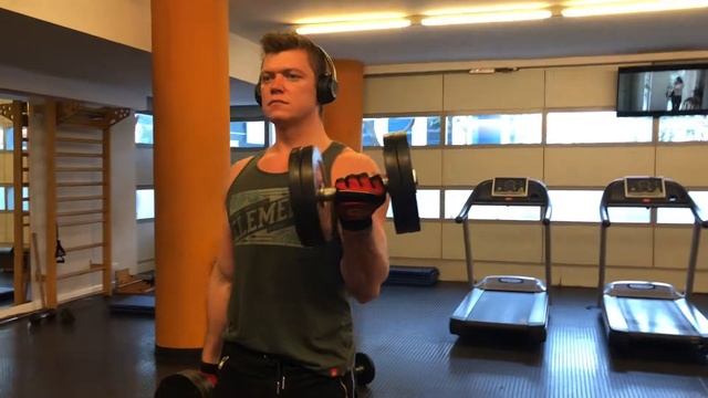 Наша тренировка \\ разминка+силовая смотреть онлайн