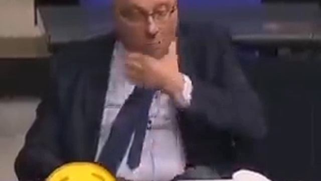 VID_20230326_223527_725.mp4