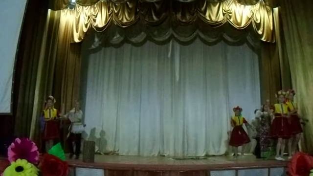 Театральная студия В гостях у сказки Постановка жил был пёс Дом культуры пос Солянский, Пугачёвски смотреть онлайн