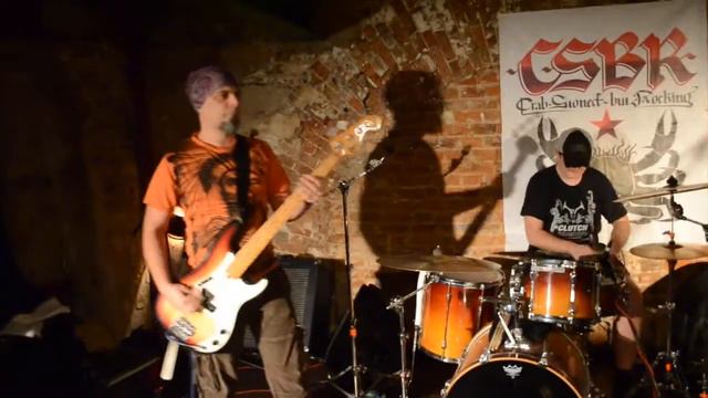Red River Hog - Escape to the outer space [Live 26.01.2014 Boroda Gig @Bar Borodach. Moscow] смотреть онлайн