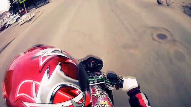 Покатушки на Honda VFR 400 смотреть онлайн