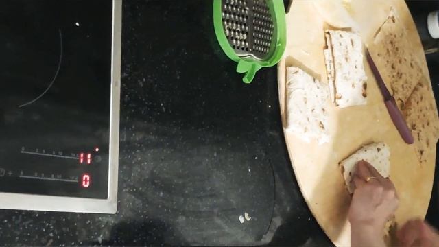 Хачапури с сыром за 10 минут. Это возможно! Быстрый, просто и безумно вкусный рецепт только у нас смотреть онлайн