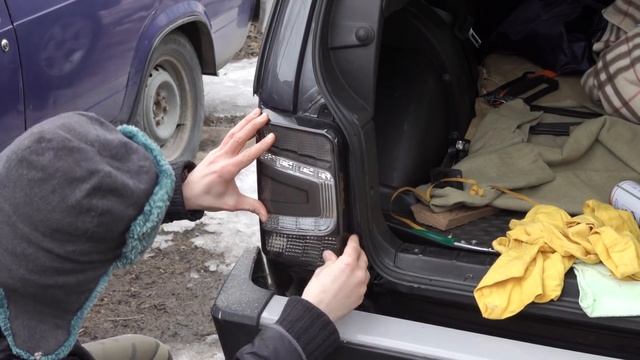 Установка задних светодиодных фонарей ТЮН-АВТО на Lada 4x4 смотреть онлайн