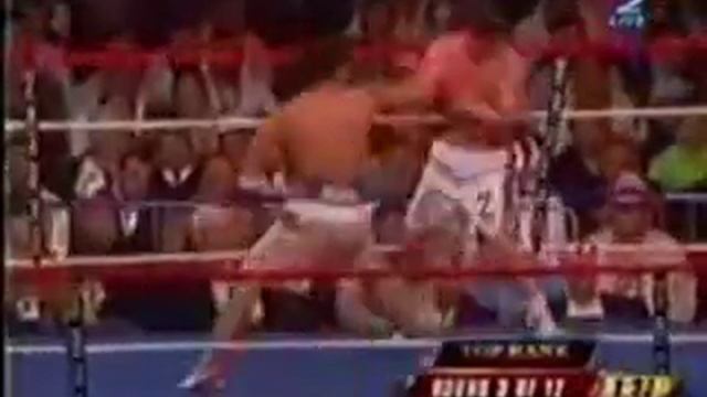 Pacquiao vs Solis 15Apr2007 round3.3gp смотреть онлайн