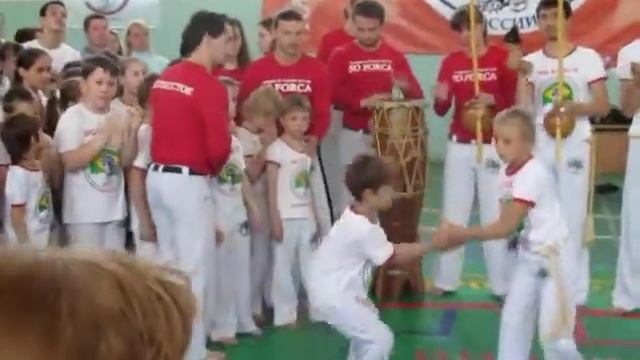 Капоэйра. Рода. Зачет на пояс -1. 20.05.2012 смотреть онлайн