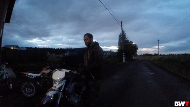 Питбайки против: DUCATI , грязи и наших дорог. смотреть онлайн