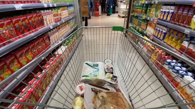 Переехать и не остаться на вокзале. Сколько нужно денег в Мск. смотреть онлайн