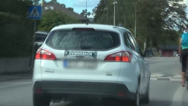 GIVING MY BEST FRIEND HIS DREAM CAR смотреть онлайн
