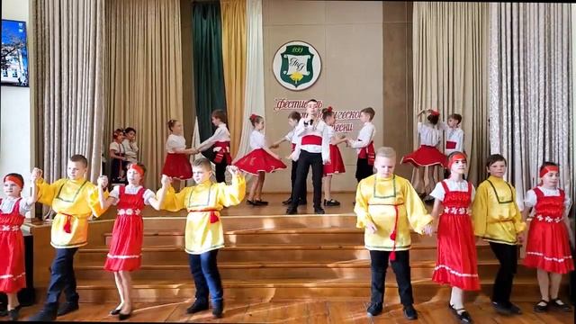 Попурри из 3 песен. смотреть онлайн