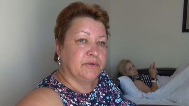 Михалыч изменяет Маме отличника?! | Дочь мамы отличника хочет заказать пельмешки??? смотреть онлайн