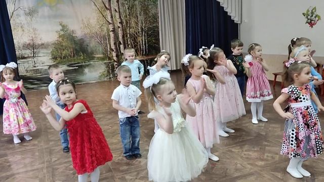 утренник для мамы в 8 марта смотреть онлайн