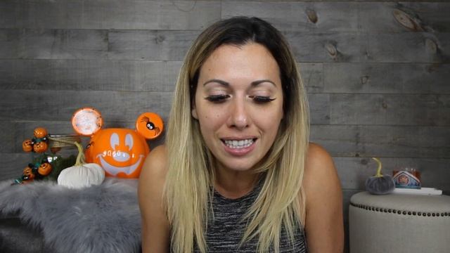 Disney Tips, Tricks, Hacks & more | Coffee Talk смотреть онлайн