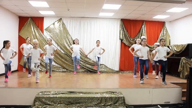 Хореографический коллектив "GranDance" с. Верхнерусское 2020г. "КОНФЕТЫ" смотреть онлайн