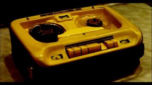 Со старых катушек шуточные песни.