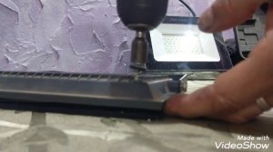 как за 2 минуты разобрать светодиодный прожектор.