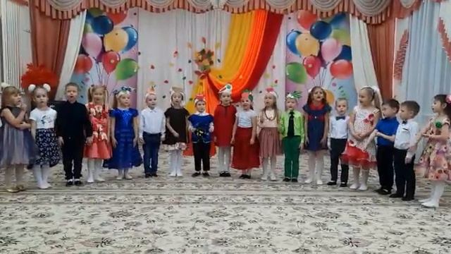 Автор А. Филиппенко "Урожайная" исполняет старшая группа "Колокольчики" д/с "Улыбка" г. Ковылкино смотреть онлайн