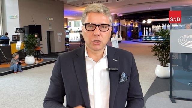 Правительство и евроденьги: один шар разбили, другой потеряли смотреть онлайн