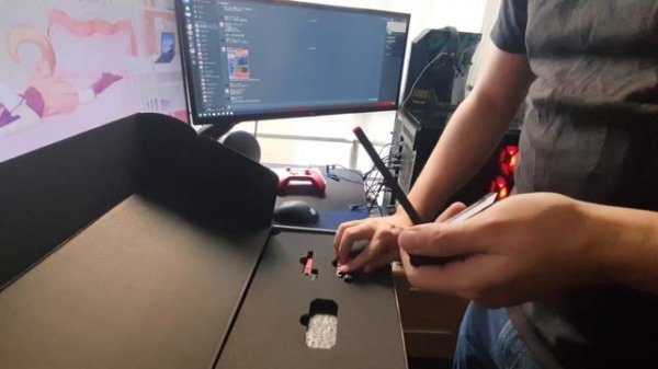 Powercolor HellHound Radeon RX 7900 XT Unboxing