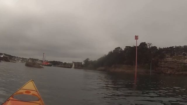 Sortie kayak 1 смотреть онлайн