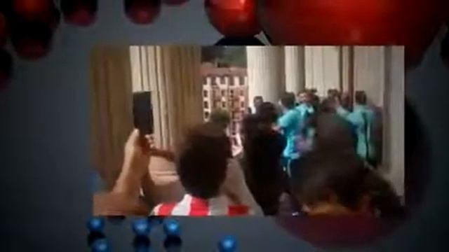 Iturraspe se dirige a la aficion del Athletic desde el balcon del ayuntamiento смотреть онлайн