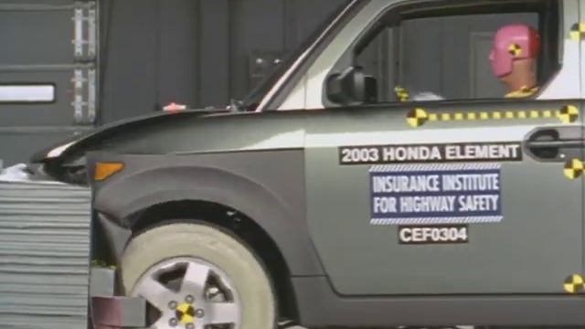 2003 Honda Element moderate overlap test смотреть онлайн