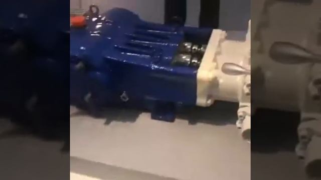 Видео поршневой насос Wepuko смотреть онлайн