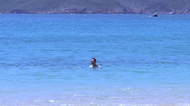 Сексуальная девушка в бикини смотреть онлайн