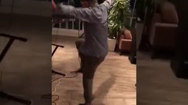 Alim Qasimov şıdırğı rəqs смотреть онлайн
