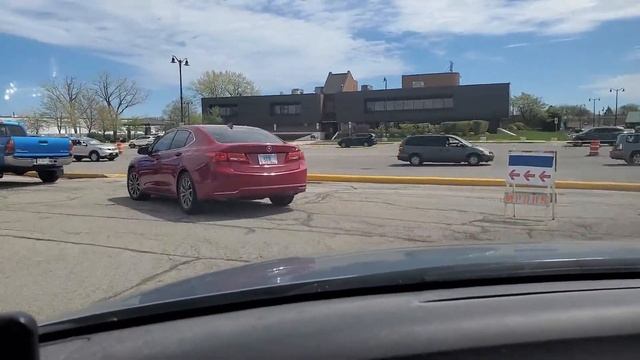 Free surgical masks were distributed in Melrose Park, Illinois. смотреть онлайн
