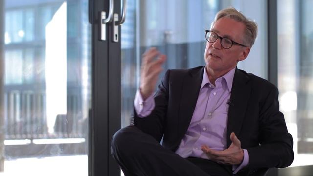 Interview with Chairman & Group CEO Pepyn Dinandt смотреть онлайн