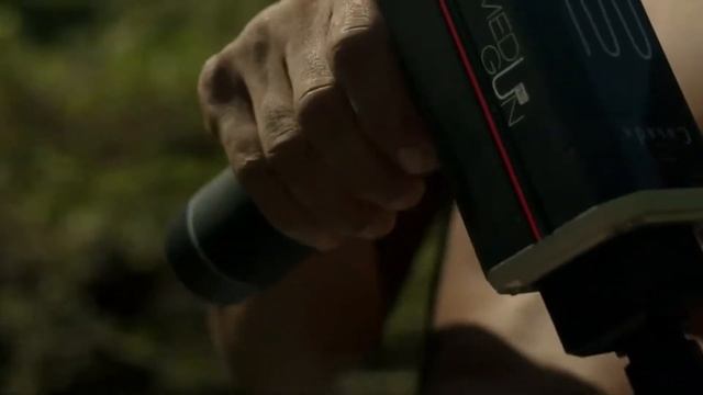 Усовершенствованный поколачивающий массажёр Casada Medigun Pro смотреть онлайн