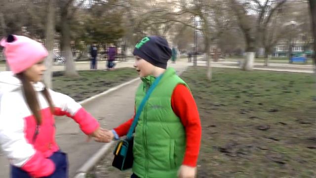 СБЕЖАЛИ!! КАТЯ и ВАЛЕНТИНА ИВАНОВНА ищут!! смотреть онлайн