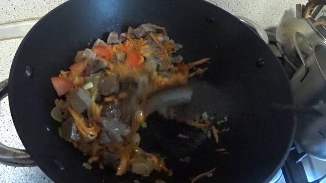 Тушёная Картошка В Казане. Получается Супер Картошка С Мясом. Простой Рецепт. Минимум Ингредиентов. смотреть онлайн