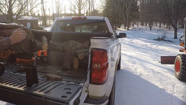 Trying Out a Cheap Log Splitter from Amazon - Wen 6.5 Ton Electric смотреть онлайн