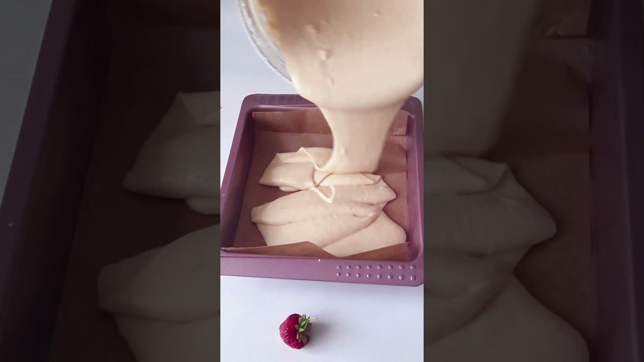 Летний творожно - клубничный пирог. смотреть онлайн