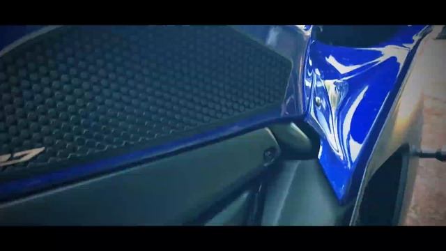 Suzuki GSX-R 750  Kawasaki z800  Yamaha R7