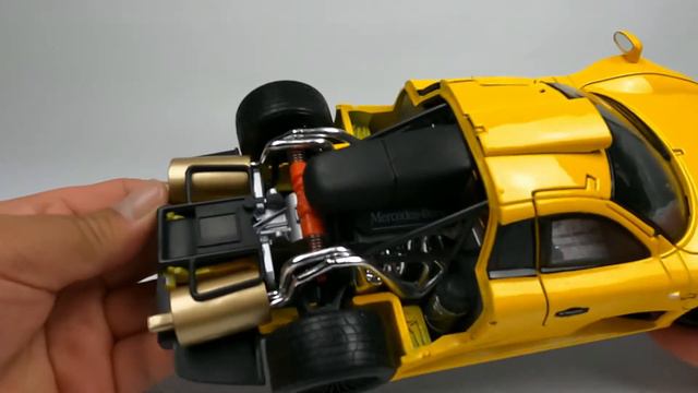 MERCEDES-BENZ CLK-GTR Street Version 1:18 scale by Maisto Unboxing смотреть онлайн