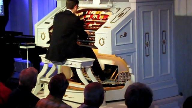 Kimball 3/24 Theatre Pipe Organ - Mark Herman - Roller Coaster смотреть онлайн