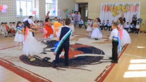 танец детский песня «Прощайте игрушки» детский сад СЕВИНЧ танец