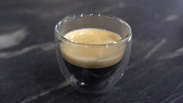 Automatinis kavos aparatas Master Coffee su liečiamuoju ekranu смотреть онлайн