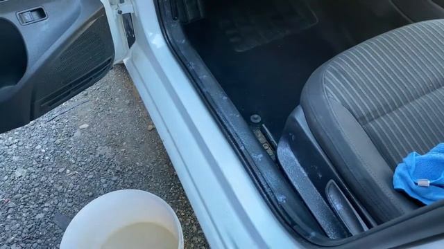 Генеральная уборка в салоне автомобиля смотреть онлайн