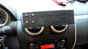 Установка держателя для телефонов на Ладу Ларгус