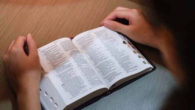 Khotbah Minggu, 22 Agustus 2021|| Mazmur 34: 12-18|| Pdt. Erni Kristina Hutauruk смотреть онлайн