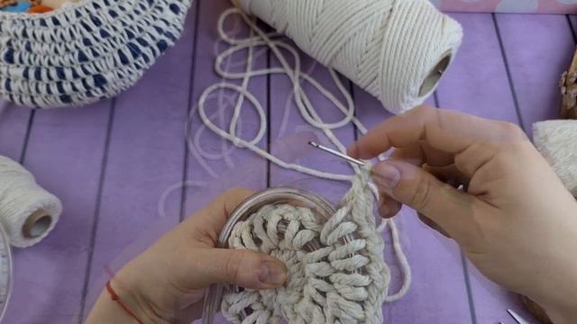 Светящийся ковёр, который удивит всех! Оценил даже кот? смотреть онлайн