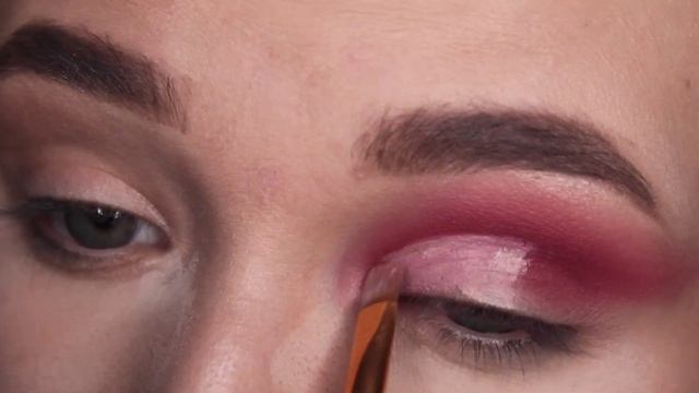 ?ЯРКИЙ МАКИЯЖ С ОГРОМНЫМИ СТРЕЛКАМИ? || MSHALEX смотреть онлайн