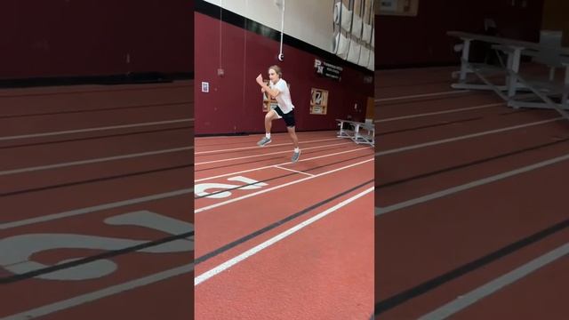 5 Single-Leg Bounds for Distance (Standing Start) смотреть онлайн