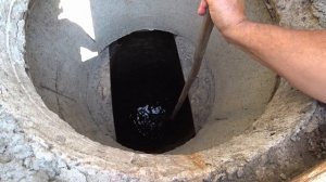 Старинный колодец журавль.