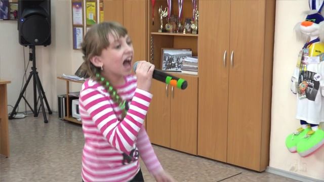 Киреева Диана Танцует лето смотреть онлайн