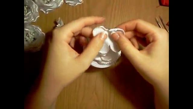 Венок - ободок "Белые розы"/Wreath - band "White Rose" смотреть онлайн