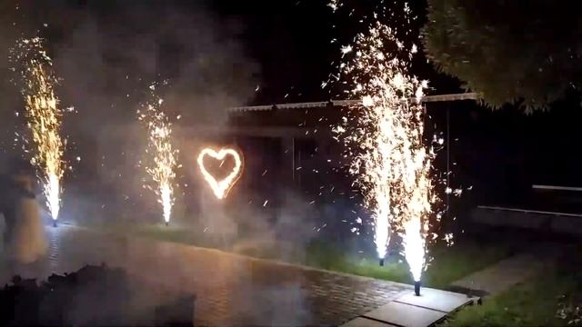 свадьба гтк огнепад, фонтаны, вертушки смотреть онлайн